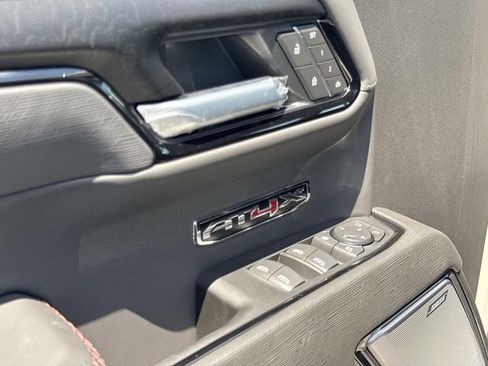 New 2026 GMC Sierra 1500 AT4X AWD/4WD image 15