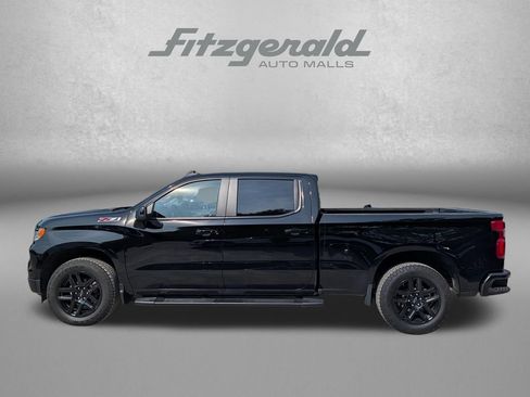 Used 2024 Chevrolet Silverado 1500 RST w/ Z71 Off-Road Package AWD/4WD image 3