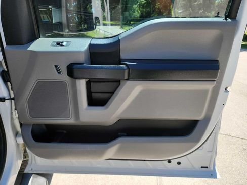 Used 2018 Ford F250 XL w/ Power Equipment Group AWD/4WD image 36