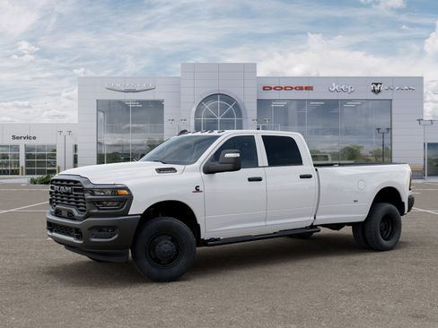 New 2026 RAM 3500 Tradesman AWD/4WD image 2