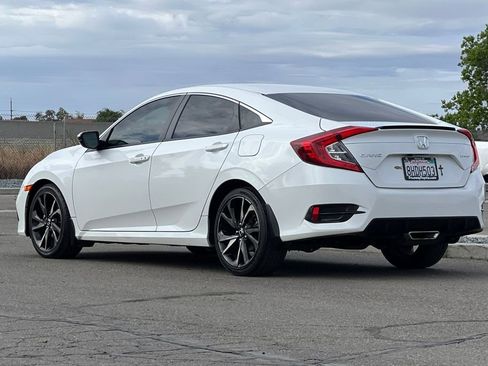 Used 2019 Honda Civic Sport image 7
