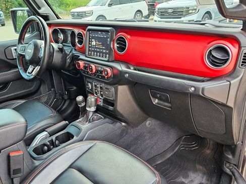 Used 2022 Jeep Gladiator Rubicon w/ LED Lighting Group AWD/4WD image 22