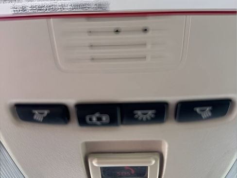 Used 2021 Toyota Corolla LE FWD image 26