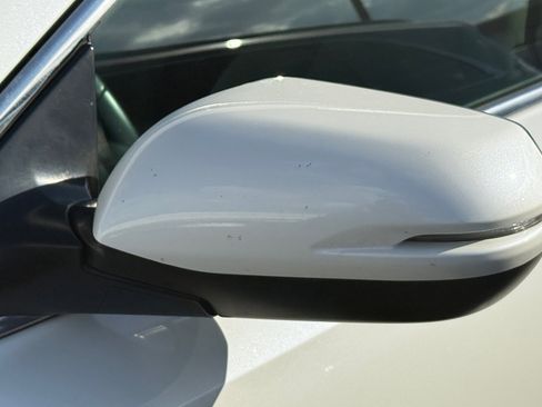 Used 2017 Honda CR-V Touring image 7