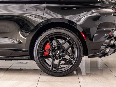 New 2026 Aston Martin DBX S image 7