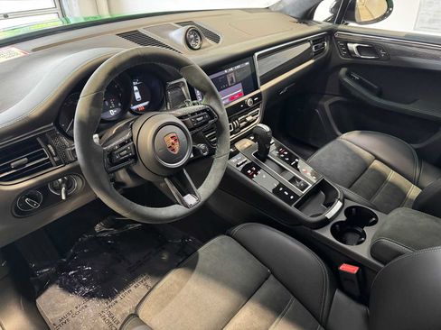 New 2026 Porsche Macan GTS AWD/4WD image 4