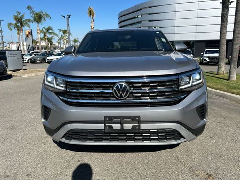 Used 2021 Volkswagen Atlas Cross Sport S image 2