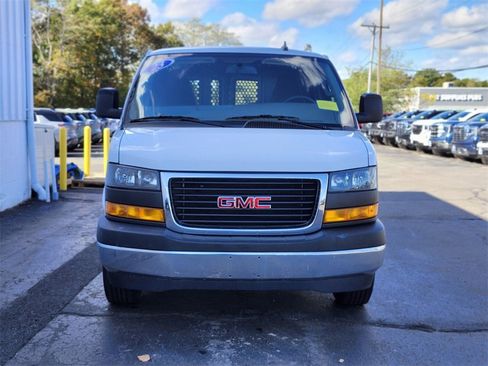 Used 2023 GMC Savana 2500 w/ Driver Convenience Package image 8