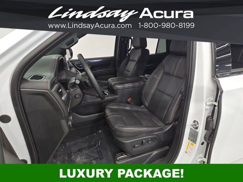 Used 2024 Chevrolet Tahoe RST w/ RST Performance Edition AWD/4WD image 11