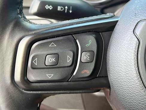 Certified 2022 Jeep Wrangler Unlimited Sport AWD/4WD image 21