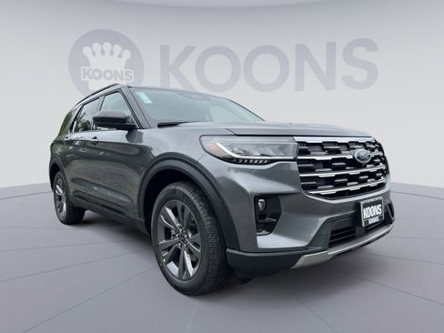 New 2026 Ford Explorer Active w/ Active Comfort Package AWD/4WD image 10