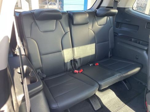 Used 2022 Kia Telluride EX w/ EX Premium Package image 38