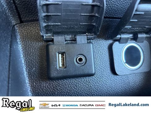 Used 2018 Chevrolet Cruze LS image 21