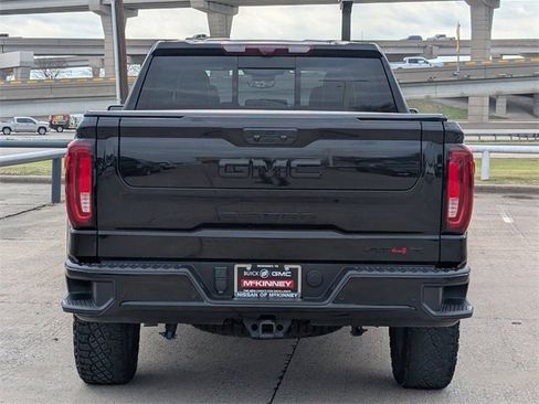 Certified 2024 GMC Sierra 1500 AT4X image 5