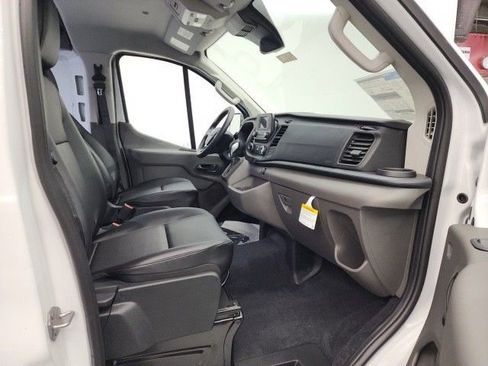 New 2024 Ford Transit 250 Low Roof RWD image 22