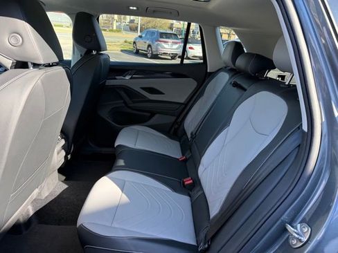 New 2026 Volkswagen Tiguan SE AWD/4WD image 14