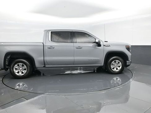 Used 2024 GMC Sierra 1500 SLE image 4
