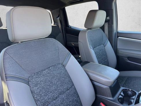 Used 2024 Chevrolet Colorado ZR2 w/ Technology Package image 24