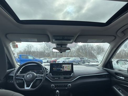 Certified 2024 Nissan Altima 2.5 SV w/ SV Premium Package image 26