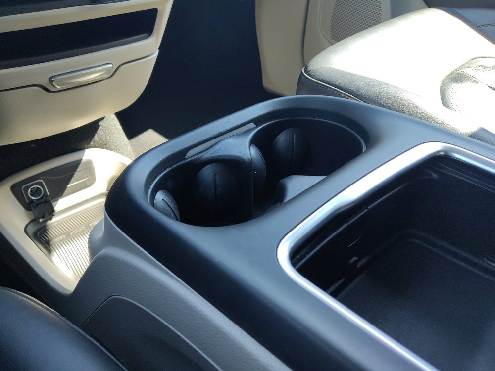 Used 2024 Chrysler Pacifica Touring-L FWD image 26