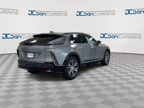Used 2024 Cadillac Lyriq Luxury w/ LPO, Floor Liner Package RWD image 8