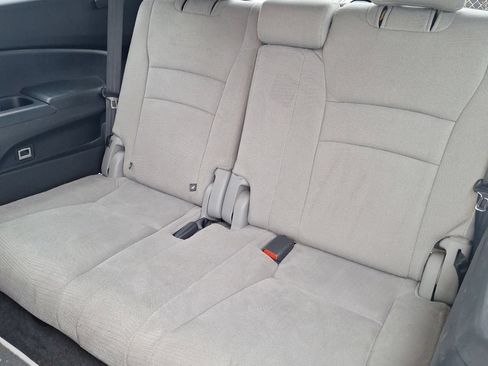 Used 2016 Honda Pilot LX image 16
