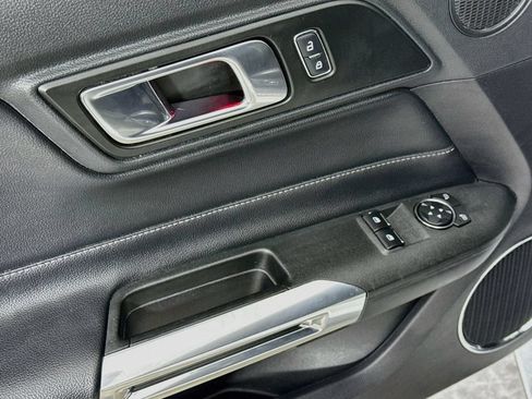 Used 2019 Ford Mustang GT Premium RWD image 18