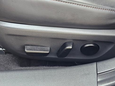 Used 2019 MAZDA MAZDA3 AWD Hatchback w/ Premium Pkg image 30