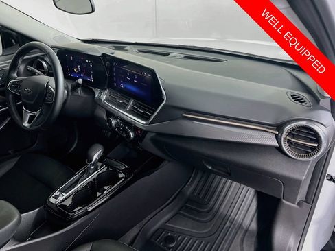 Used 2025 Chevrolet Trax ACTIV w/ Driver Confidence Package FWD image 27