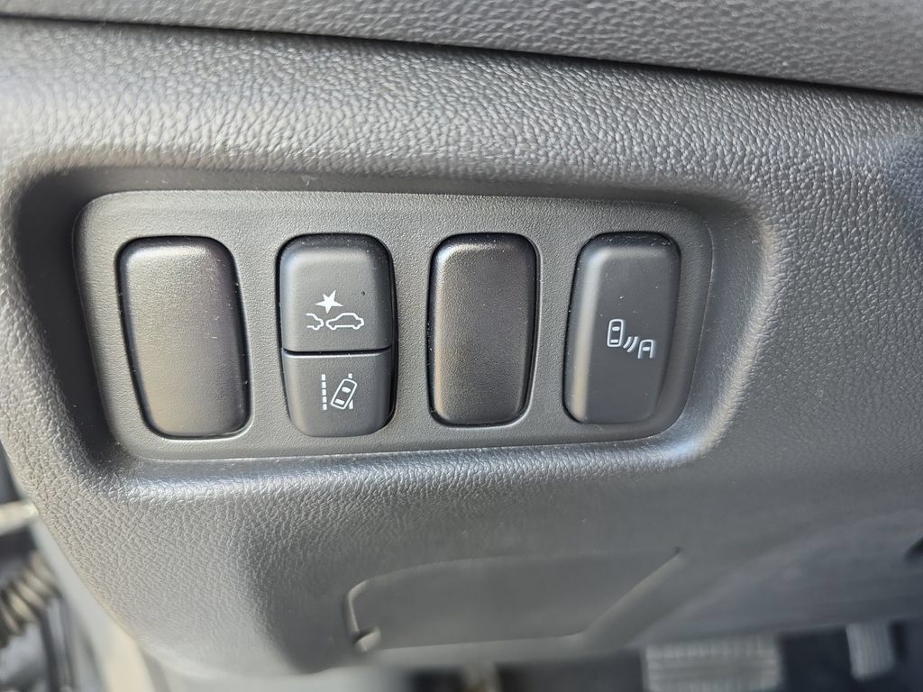 Used 2026 Mitsubishi Outlander Sport SE AWD/4WD image 37