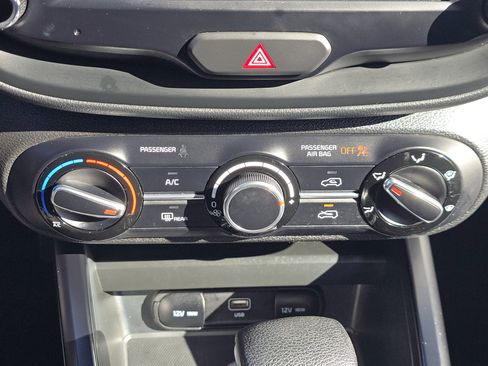 Used 2024 Kia Soul LX w/ Option Group 015 image 23