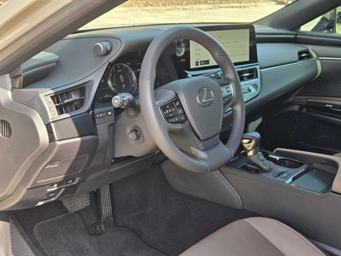Used 2023 Lexus ES 350 w/ Premium Package FWD image 12