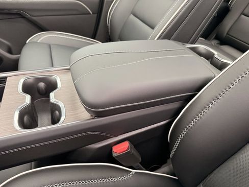 New 2026 GMC Acadia Denali w/ Super Cruise Package image 25