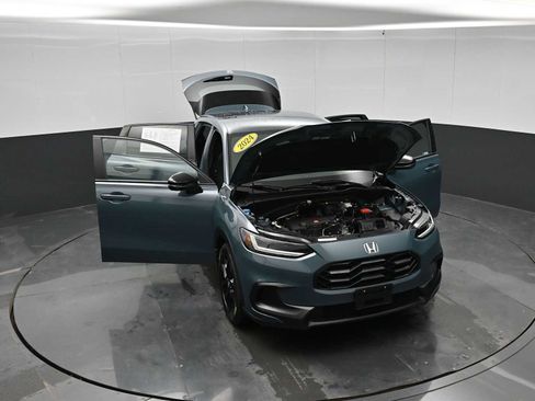 Used 2024 Honda HR-V Sport image 41