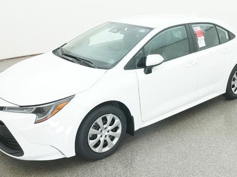 New 2026 Toyota Corolla LE image 1