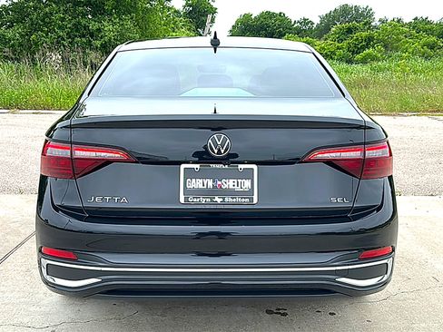 Used 2024 Volkswagen Jetta SEL FWD image 7