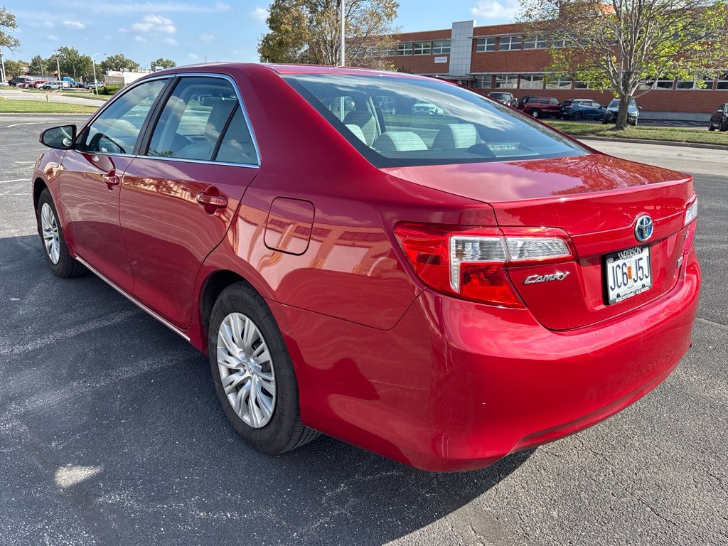 Used 2012 Toyota Camry LE FWD image 6