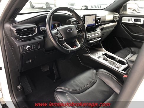 Used 2020 Ford Explorer ST image 10