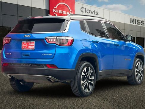 Used 2023 Jeep Compass Limited image 3