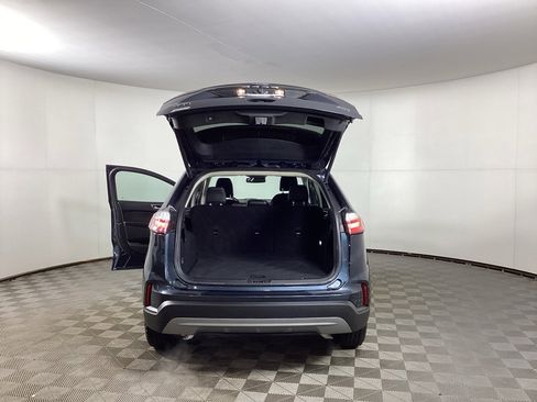 Used 2024 Ford Edge SEL w/ Convenience Package image 32