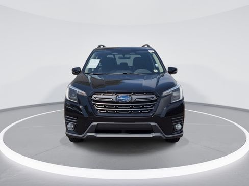Used 2023 Subaru Forester Limited AWD/4WD image 2