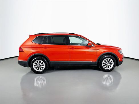 Used 2018 Volkswagen Tiguan SE w/ Panoramic Sunroof Package AWD/4WD image 18