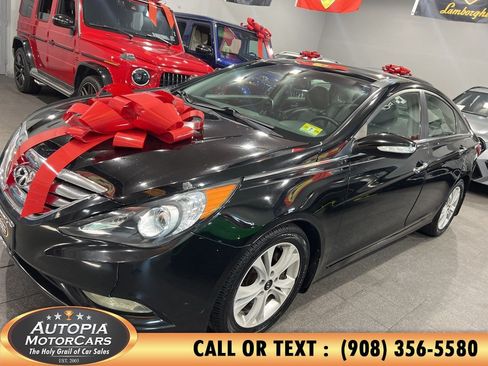 Used 2012 Hyundai Sonata Limited FWD image 2