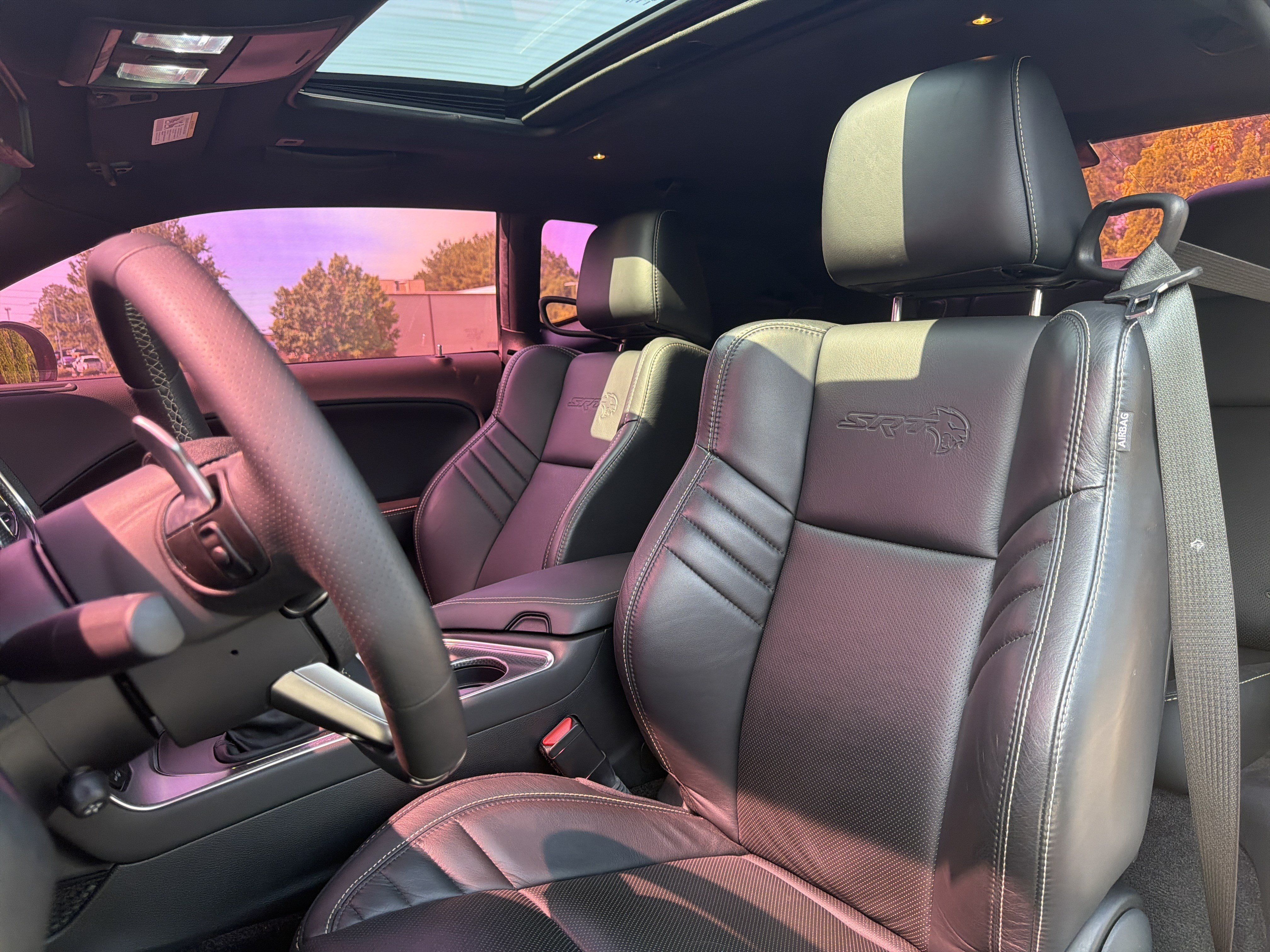 Used 2018 Dodge Challenger SRT Hellcat RWD image 7