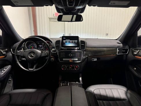 Used 2018 Mercedes-Benz GLS 450 4MATIC image 19