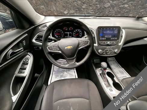Used 2024 Chevrolet Malibu RS FWD image 5