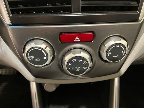 Used 2013 Subaru Forester 2.5X Limited image 31