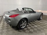 Used 2007 Pontiac Solstice Convertible w/ Premium Package image 4