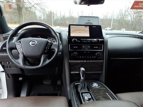 Certified 2024 Nissan Armada Platinum w/ Captain's Chairs Package image 8