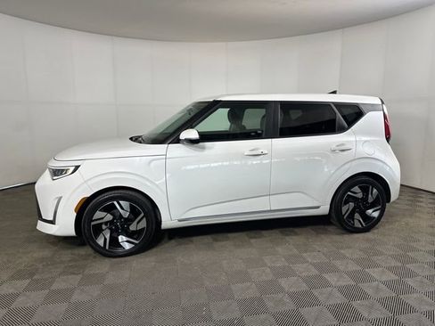 Used 2023 Kia Soul GT-Line w/ GT-Line Technology Package image 6
